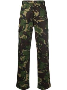 Martine Rose pantalon cargo à imprimé camouflage - Vert