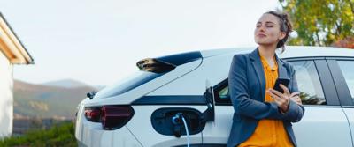 Qoltec Mobiele oplader voor elektrische auto's EV met regeling 2-in-1 Type 2 7 kW CEE 32 A/5 PIN 230 V LCD Draagbare Wallbox 5 m