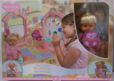 Famosa Nenuco nursery dag speelset met veel speelmogelijk heden