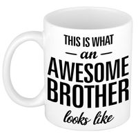 Awesome brother cadeau mok / beker voor broer 300 ml - thumbnail