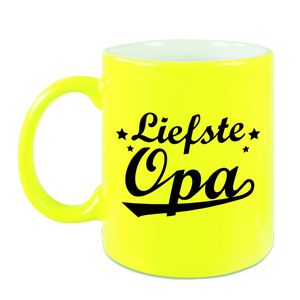 Liefste opa cadeau mok / beker neon geel met sterren 330 ml