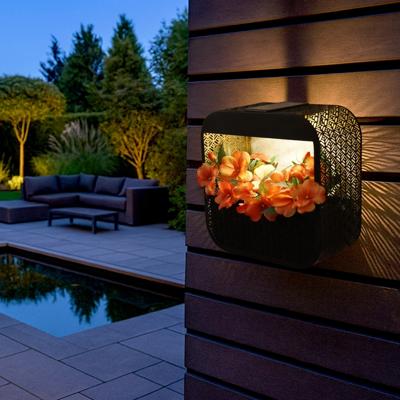 Solar wandlamp flor - met plantenbakje - recht