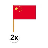 2x China zwaaivlaggetjes   -