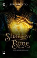 Shadow and Bone (Paperback)
