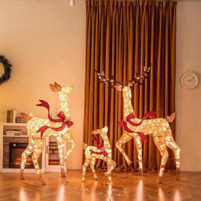 Set van 3 Verlichte Kerst Rendieren 1 Hert 1 Hinde 1 Reekalf met 440 Warm Witte LED-Lampjes Feestelijke Decoratie voor Binnen Buiten