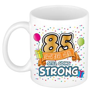 Verjaardag cadeau mok 85 jaar - wit - veteranen team - 300 ml - keramiek