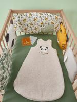 Mouwloze trappelzak KLEINE PANDA gechineerd beige