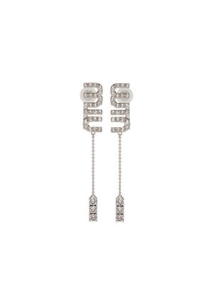 Miu Miu boucles d'oreilles pendantes à ornements en cristal - Tons neutres