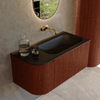 Badmeubel Mondiaz Kurve | 95 cm cm | Meubelkleur Ruby | Wastafelkleur Urban | Solid surface | Wasbak rechter zijde spoelbak | Zonder kraangat(en) Badmeubel Mondiaz Kurve | 95 cm cm | Meubelkleur Ruby | Wastafelkleur Urban | Solid surface | Wasbak rechter zijde spoelbak | Zonder kraangat(en)