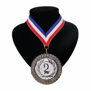 Kampioensmedaille nr. 2 aan rood wit blauw lint