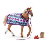Schleich Horse Club - Engelse volbloed met deken speelfiguur 42360 - thumbnail