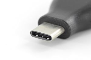 ASSMANN Electronic AK-300506-000-S tussenstuk voor kabels USB C USB A Zwart