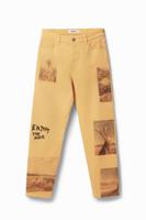 Comfortabele jeans met retro-ansichtkaarten - BROWN - 32