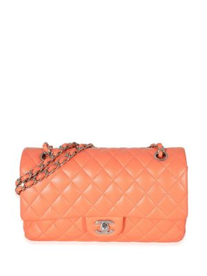 CHANEL Pre-Owned sac porté épaule Classic Flap médium (2021) - Orange