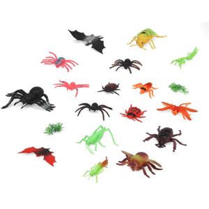 Nep spinnen/insecten - set 18x stuks - kunststof - tussen 3 - 6 cm - horror/griezel thema decoratie