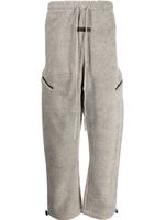 FEAR OF GOD ESSENTIALS pantalon de jogging en polaire - Gris FEAR OF GOD ESSENTIALS pantalon de jogging en polaire - Gris