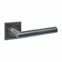 Intersteel deurkruk Q 04 op rozet vierkant verdekt 53x53x6mm - PVD antraciet