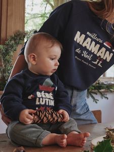 Baby kerst sweatshirt "Happy Family Forever" capsulecollectie marineblauw