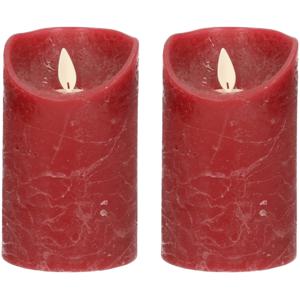 Led kaars/stompkaars - 2x - bordeaux rood - H12,5 x D7,5 cm - wax - warm wit licht - bewegende vlam