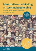 Identiteitsontwikkeling en leerlingbegeleiding (Paperback)