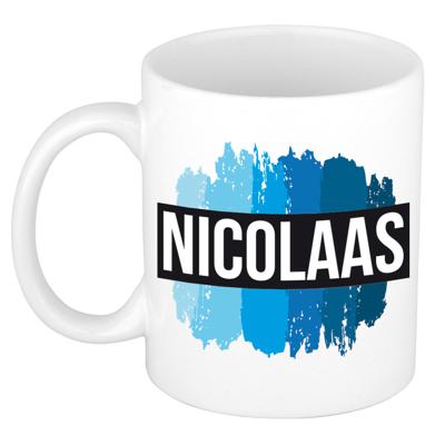 Nicolaas naam cadeau koffie mok - beker - met blauw verfstrepen - Cadeau collega - vaderdag