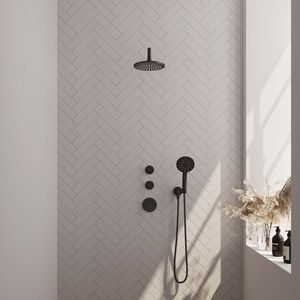 Regendoucheset Inbouw Brauer Black Carving Thermostatisch 20cm met Gebogen Wandarm en Handdouche 3-Standen Losse Stopkranen Mat Zwart
