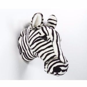 Pluche zebrakop voor de muur