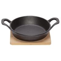 Gietijzeren Gratinschaal 16 cm + Bamboe Onderzetter Zwart Gietijzeren Gratinschaal 16 cm + Bamboe Onderzetter Zwart