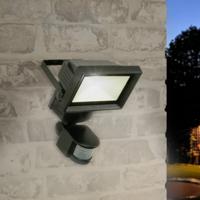 Solar beveiligingslamp james i met bewegingsmelder en los paneel Solar beveiligingslamp james i met bewegingsmelder en los paneel
