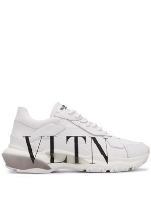 Valentino Garavani baskets Rockstud VLTN - Blanc