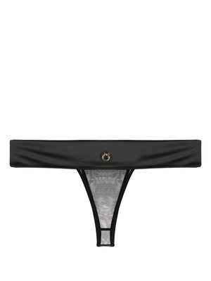 Maison Close string Chambre Noire