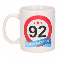 Verjaardag 92 jaar verkeersbord mok / beker