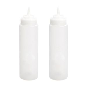 Doseerfles/sausfles - 2x stuks - kunststof - transparant - met schenktuit - 500 ml - 23 cm