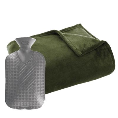 Fleece deken/plaid Olijf groen 125 x 150 cm en een warmwater kruik 2 liter