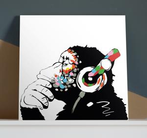 Canvas schilderij Banksy aap met koptelefoon