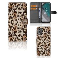 Nokia C32 | Telefoonhoesje | Met pasjeshouder | Leopard