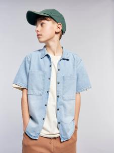 Licht denim jongensoverhemd met korte mouw gebleekt denim