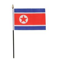 Noord Korea - mini vlaggetje van 10 x 15 cm op stokje - Landen vlag - H27 cm