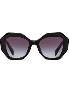 Prada Eyewear lunettes de soleil à monture oversize - Noir