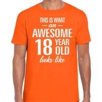Awesome 18 year - geweldige 18 jaar - t-shirt - oranje - heren - Verjaardag cadeau