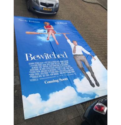 Bewitched Bioscoop Film Vinyl Banner - 450 x 305 cm Bewitched Bioscoop Film Vinyl Banner - 450 x 305 cm