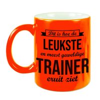 Leukste en meest geweldige trainer cadeau mok / beker neon oranje 330 ml - feest mokken