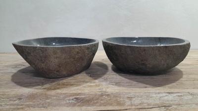 Aufsatzwaschbecken aus Flussstein Satz RM250342AB, 43x40x15 cm
