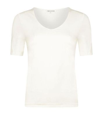 Tramontana Top V-Neck Paula Nos Wit