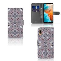 Huawei Y6 (2019) | Bookcase | Flower Tiles