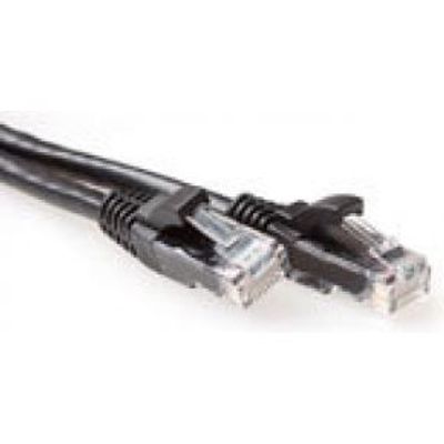 ACT Zwarte 0,5 meter U/UTP CAT6A patchkabel snagless met RJ45 connectoren