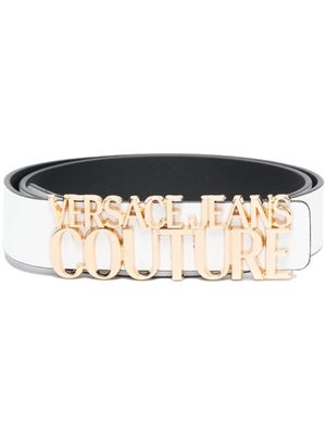 Versace Jeans Couture ceinture en cuir à détail de logo - Blanc