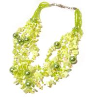 Korte Kralen Ketting met Parels en Schelpjes Groen Korte Kralen Ketting met Parels en Schelpjes Groen