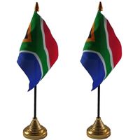 2x stuks zuid Afrika tafelvlaggetjes 10 x 15 cm met standaard