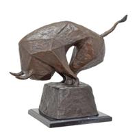 MODERNISTISCHE BRONZEN SCULPTUUR VAN EEN STIER - thumbnail